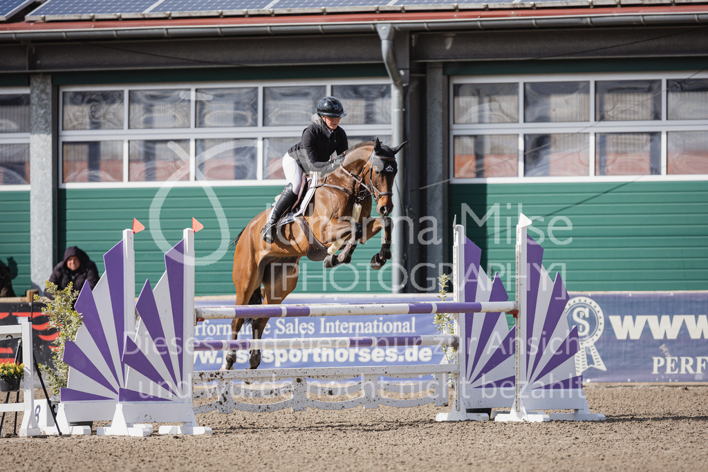 230411_Mühlen_04SprPf-L-404 | Deine schönsten Turniermomente als professionelle Fotos! Entdecke hochwertige Pferdesport-Fotografie im Online-Shop. Jetzt Fotos finden & bestellen!