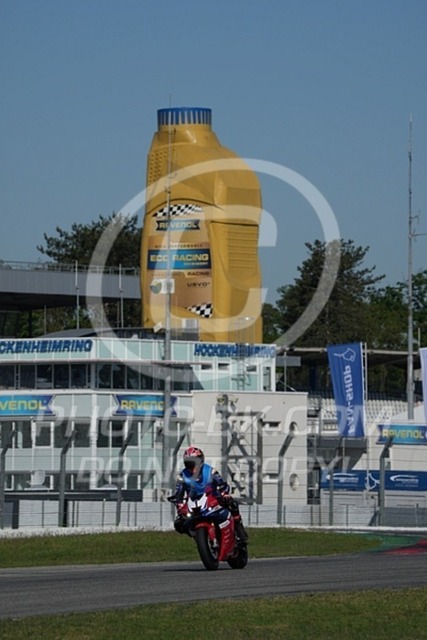 2025_04_28_PBK_12383 | Sportfotografie; SlowMotion; Video; Rennstrecke; Hafeneger; Speer; Racing; RSE; BMW; CBO; Trackday; Motorsportarena; Hockenheimring; Brno; Most; Barcelona; Valencia