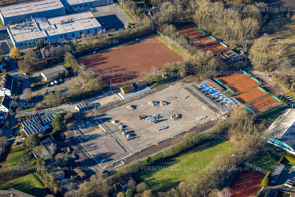 Bottrop240107457 | Luftbild, Sportanlage mit Baustelle Neubau Fußballstadion Am Schlangenholt, Tennisplätze Tennisclub Blau-Gelb Eigen e.V., Eigen, Bottrop, Ruhrgebiet, Nordrhein-Westfalen, Deutschland