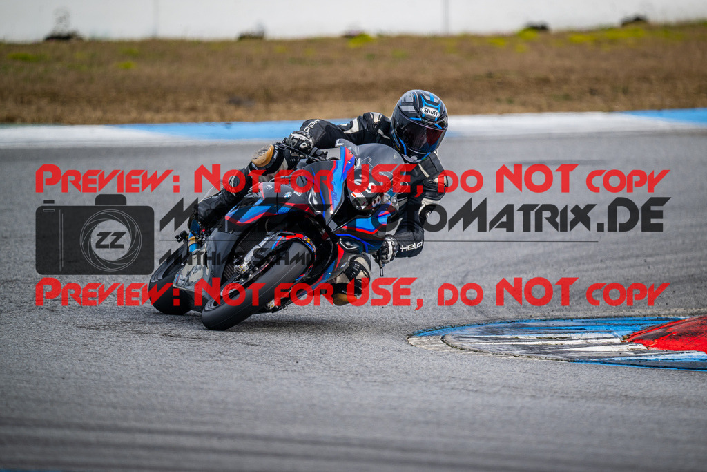 MaZZes_Fotomatrix_20240317_6007705_2397 | Fotograf Mathias Schmid
Sportfotograf,
Eventfotograf,
Hochzeitsfotograf,
Portraitfotograf