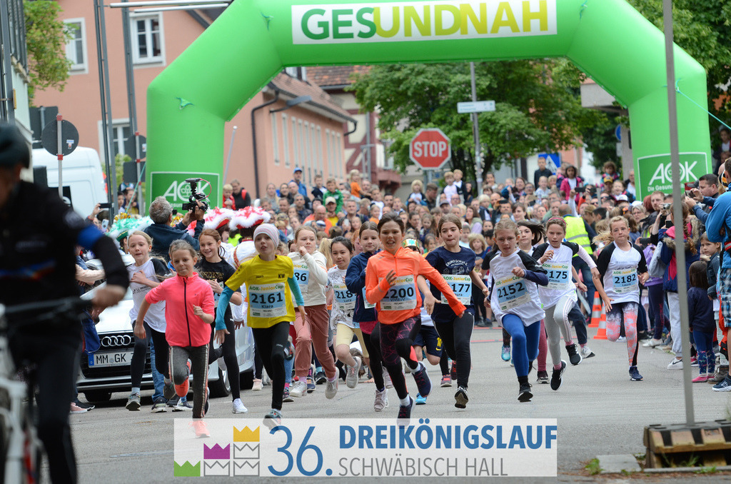 AOK Junior Cup 400m | 3Königslauf 2022 AOK Junior Cup 400m - Realisiert mit Pictrs.com