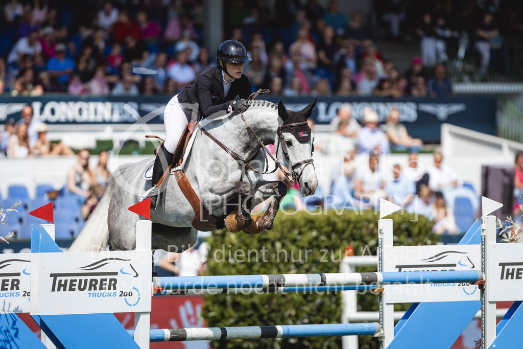 240510_Hamburg_YoungsterTour8y-209 | Deine schönsten Turniermomente als professionelle Fotos! Entdecke hochwertige Pferdesport-Fotografie im Online-Shop. Jetzt Fotos finden & bestellen!
