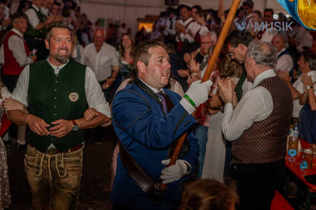 DSC_5915 | "Fussifoto.com – Ihr Ansprechpartner für hochwertige Fotografie! Entdecken Sie kreative Bilder und professionelle Dienstleistungen. Kontaktieren Sie uns für Ihre Projekte!"