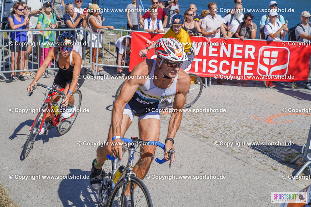 DSC00933 | Vienna Triathlon 2024                                        P3 Event                                                             #yourpictrs #sportshot_your_pictrs                 @Sportshotphotography                                     Photo Credit: www.sportshot.de