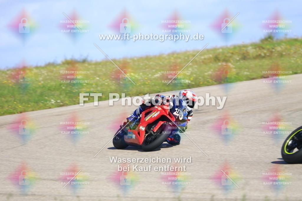 _OUR5233 | Hier findet Ihr Bilder von Touristenfahrten auf der Nürburgring Nordschleife oder von anderen Veranstaltungen die ich besucht habe. Viel Spass beim Durch Schauen 