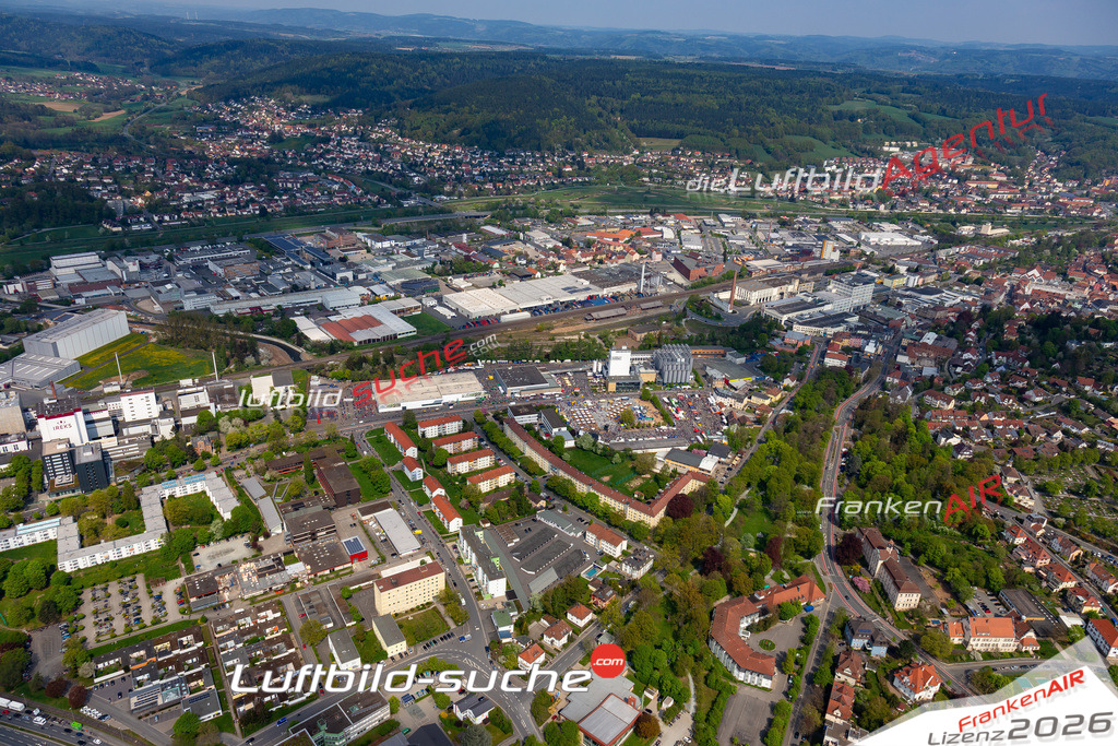 Das Luftbild der Stadt Kulmbach wurde 2018 vom Flugzeug heraus erstellt (keine Drohne) Aufnahmehöhe ca.400 Meter- hohe Auflösung für beste Druck-Qualität