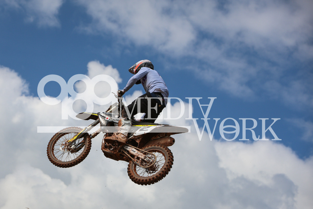 5E6A0723 | 989 MEDIAWORK