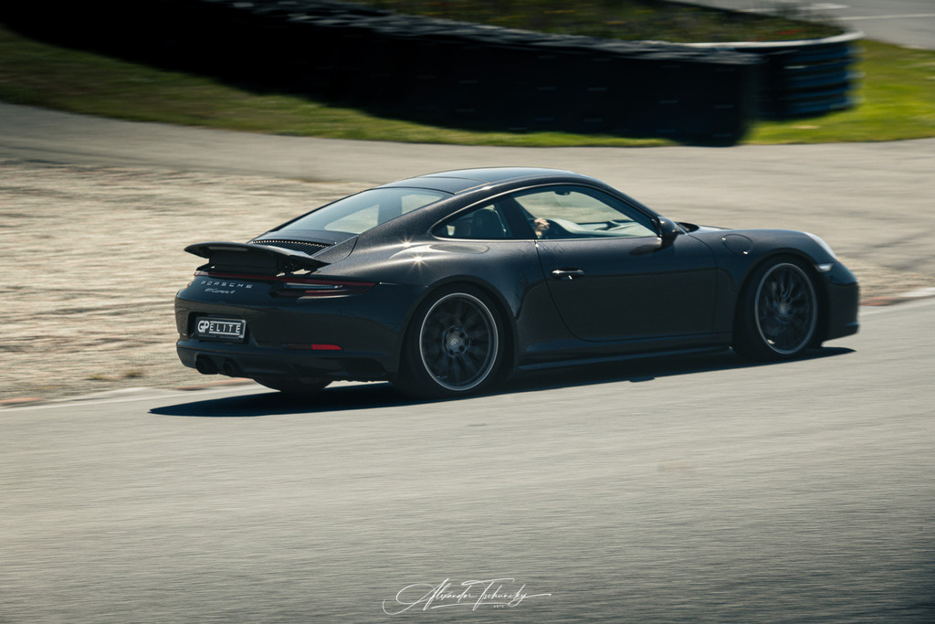R6AT4469 _Alexander Tschuncky | Entdecken Sie die faszinierende Welt von Alexander Tschuncky Arts: Kreative Fotografie, atemberaubende Automobilkunst und hochwertiger Bilderdruck. Lassen Sie sich inspirieren! - Realisiert mit Pictrs.com