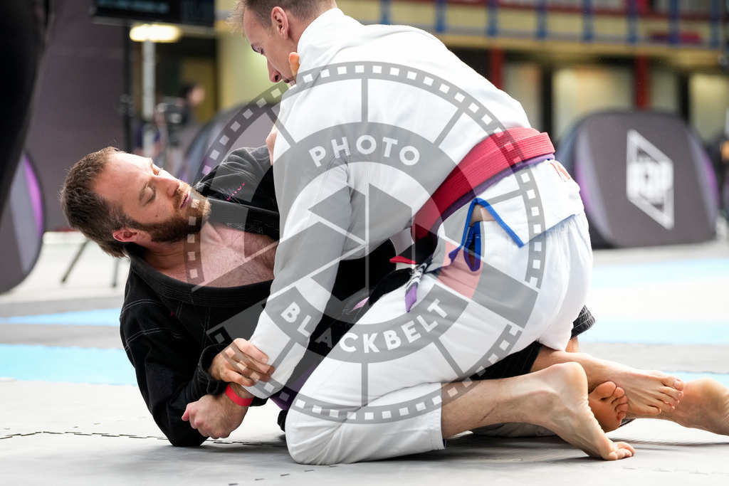 20250920PBB1230 | Athletes compete during the AJP Tour Hamburg International Jiu-Jitsu Championship, on September 20, 2025 in Hamburg, Germany. © Chiara Dazi / photoblackbelt