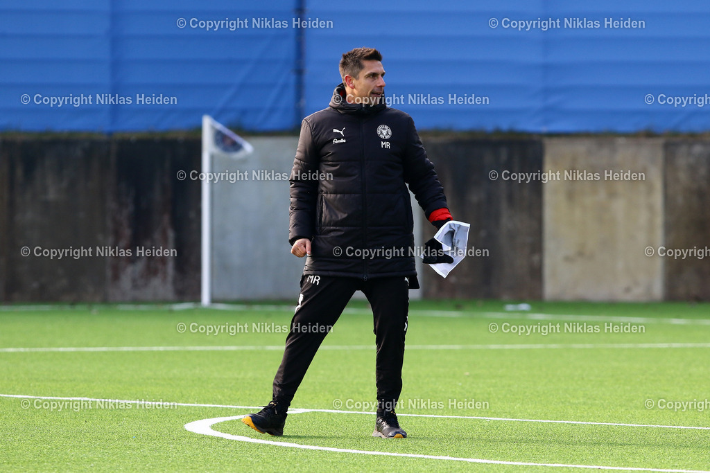NH_HolsteinKiel_Training_12022025 | Marcel Rapp (Trainer, Holstein Kiel)Fußball I Herren I Training I Saison 2024-2025 I Holstein Kiel I 12.02.2025 I Citti-Fußballpark