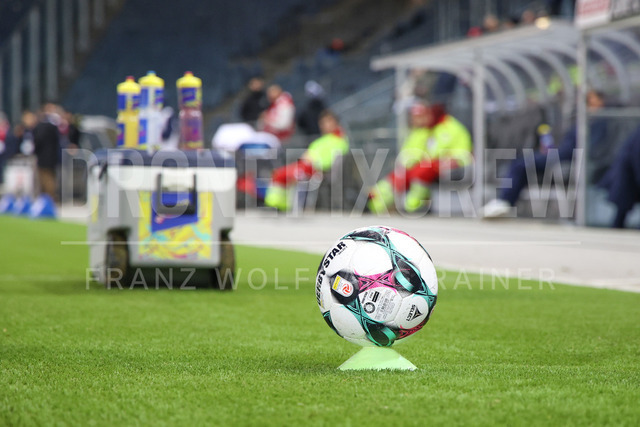 Austrian Bundesliga: Grazer AK 1902 vs LASK | GRAZ, AUSTRIA, 13.DEC.25 - SOCCER - ADMIRAL Bundesliga, Grazer AK 1902 vs LASK. The image shows the match ball.