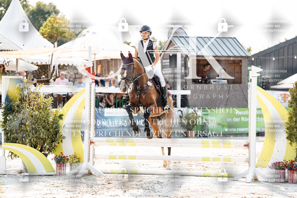 CK902864 | Turnierfotografie Pferdefotografie Trier Rheinland-Pfalz Pferdesport Reitsport Tierfotografie Sportfotografie Pferdevideo Pferdevideografie Equestrianvideography equestrianphotography  - Realisiert mit Pictrs.com