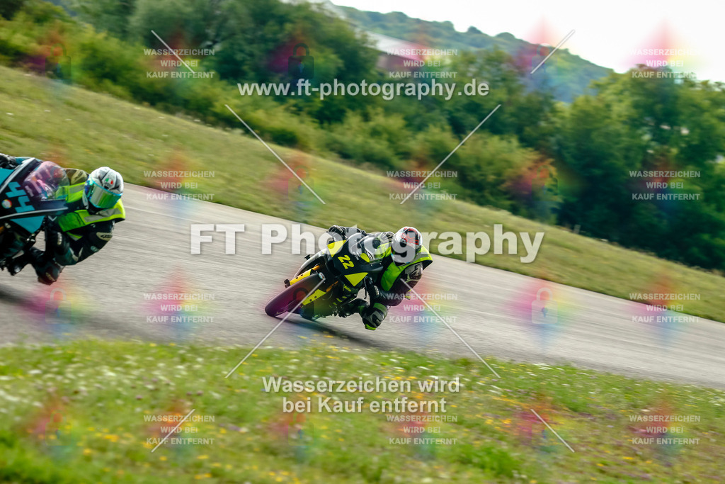 Chambley Juli-3364 | Hier findet Ihr Bilder von Touristenfahrten auf der Nürburgring Nordschleife oder von anderen Veranstaltungen die ich besucht habe. Viel Spass beim Durch Schauen 