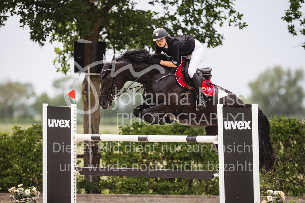 250622_Lemwerder_M2-SprmstAnf-846 | Deine schönsten Turniermomente als professionelle Fotos! Entdecke hochwertige Pferdesport-Fotografie im Online-Shop. Jetzt Fotos finden & bestellen!