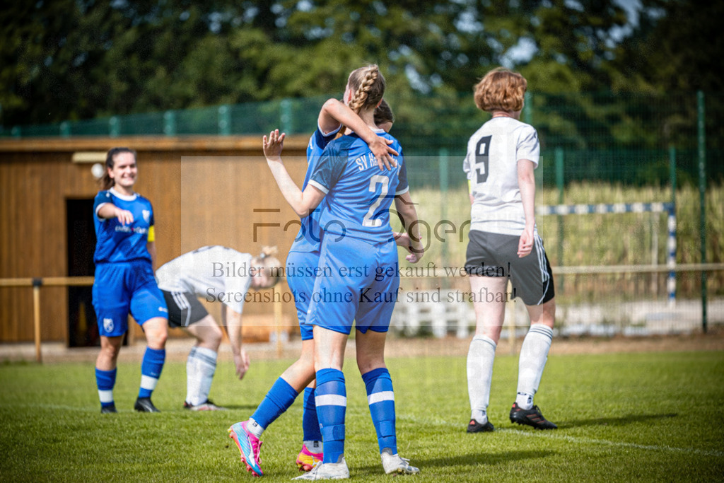 SG Bohmte/Ostercappeln/Schwagstorf - SV Harderberg - Frauen Bezirkpokal | Frauen Bezirkpokal · 1. Damen - 1. Damen · Sportplatz - Realisiert mit Pictrs.com