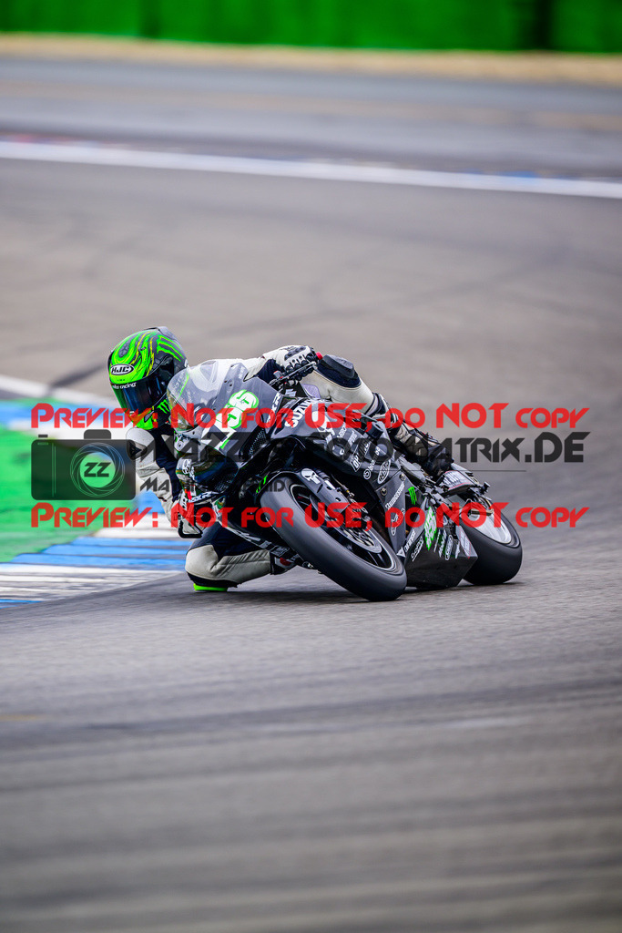 MaZZes_FotoMatrix_240614_6007705_0078 | WEISS