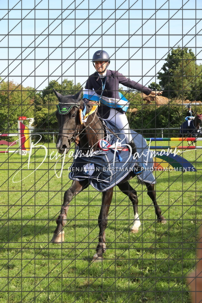 AZ2A3033 | Benjamin Bartmann Photomoments