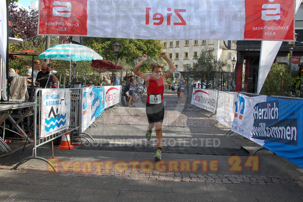 250824_1151_EV4_9084 | Sportfotografie im Rhein-Sieg Kreis, Köln, Bonn, NRW, Rheinland Pfalz, Hessen, etc. Unser Tätigkeitsfeld umfasst den Laufsport vom Volkslauf über den Marathon, Duathlon, Triathon bis zum Ultralauf wie Kölnpfad Ultra oder Schindertrail.