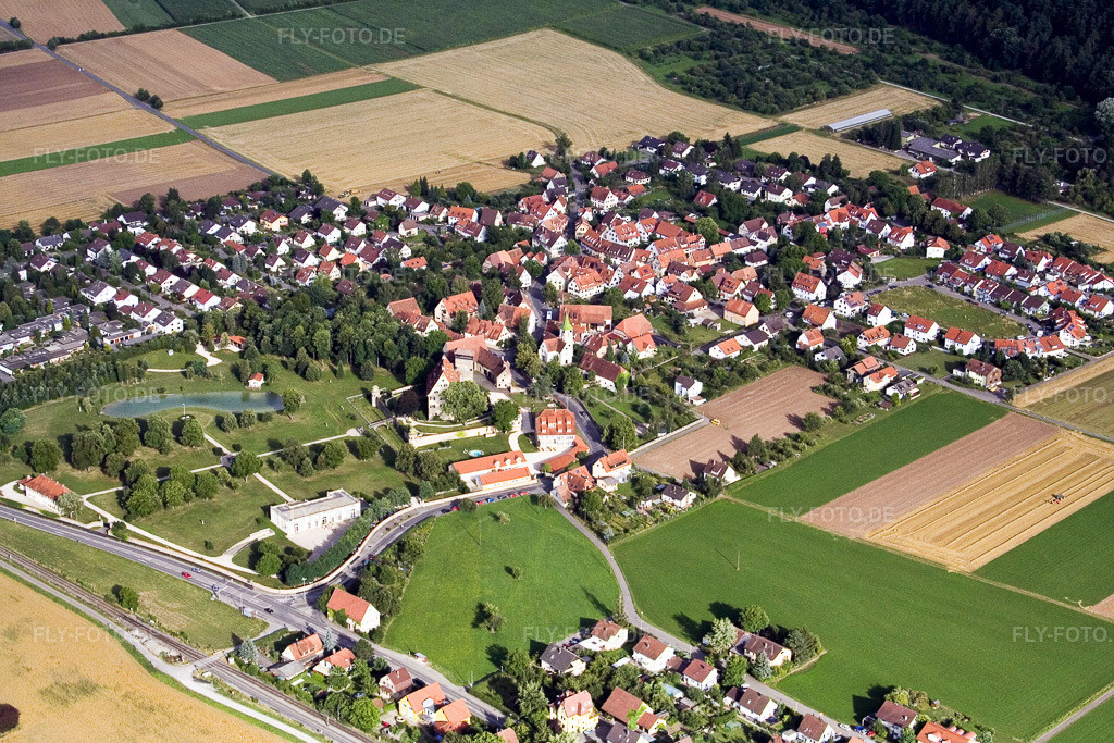 Luftbild: Kilchberg bei Tübingen im Ortsteil Kilchberg in Tübingen im Bundesland Baden-Württemberg in Deutschland. Foto: IMG_12319.jpg vom 02.08.2008 durch Werner Riehm/FLY-FOTO.de