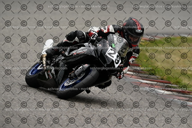 25bt02-1338 | markuskiefer.com - Realisiert mit Pictrs.com