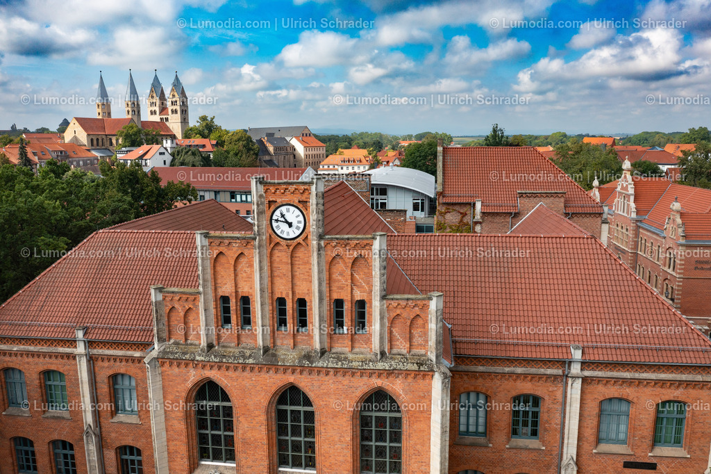 10049-51715 - Gymnasium Martineum Halberstadt | Stockfoto und Bilderpool mit Bildmaterial aus Deutschland, dem Harz, Halberstadt, Quedlinburg, Wernigerode und weltweit. Qualitativ hochwertige und professionelle Fotos anschauen und kaufen. - Realisiert mit Pictrs.com