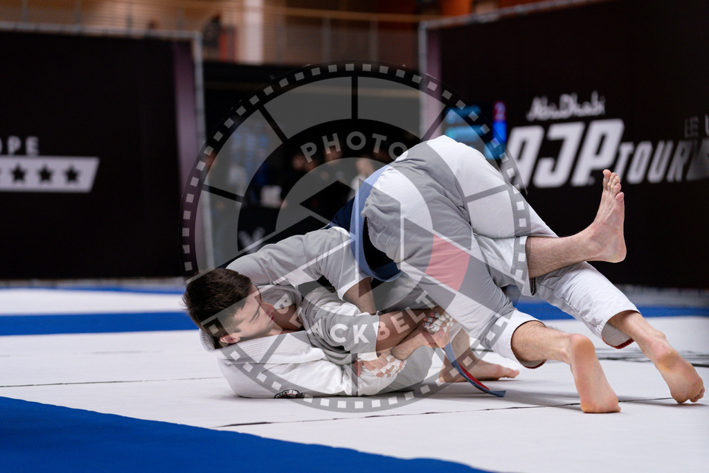 20241013PBB0611 | Athletes compete during the AJP Tour Europe Continental Jiu-Jitsu Amateurs & Masters Championship on October 13, 2024 in Almere near Amsterdam, Netherlands. © Chiara Dazi / photoblackbelt