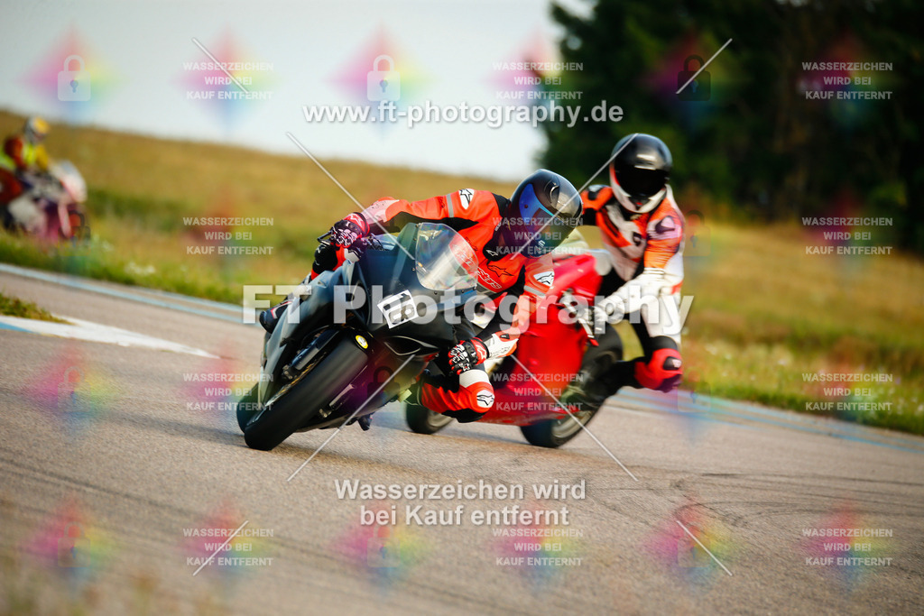 _MOT5236 | Hier findet Ihr Bilder von Touristenfahrten auf der Nürburgring Nordschleife oder von anderen Veranstaltungen die ich besucht habe. Viel Spass beim Durch Schauen 