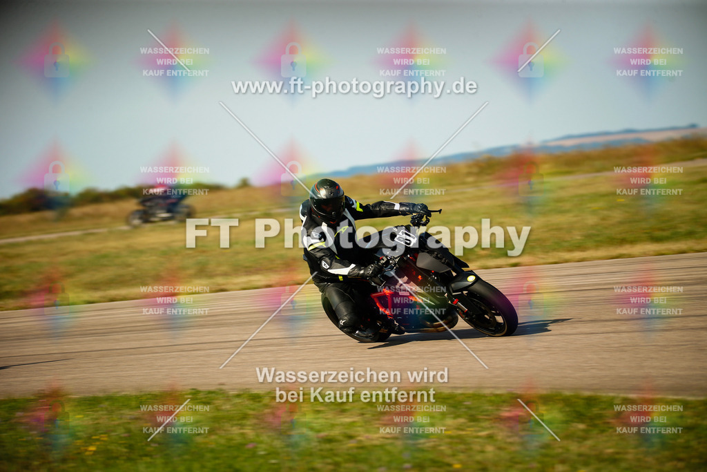 _MOT5848 | Hier findet Ihr Bilder von Touristenfahrten auf der Nürburgring Nordschleife oder von anderen Veranstaltungen die ich besucht habe. Viel Spass beim Durch Schauen 