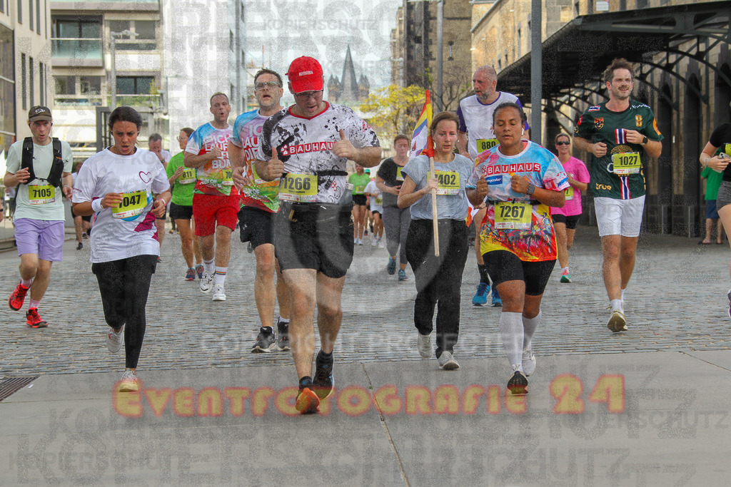 250920_1331_EV4_5917 | Sportfotografie im Rhein-Sieg Kreis, Köln, Bonn, NRW, Rheinland Pfalz, Hessen, etc. Unser Tätigkeitsfeld umfasst den Laufsport vom Volkslauf über den Marathon, Duathlon, Triathon bis zum Ultralauf wie Kölnpfad Ultra oder Schindertrail.