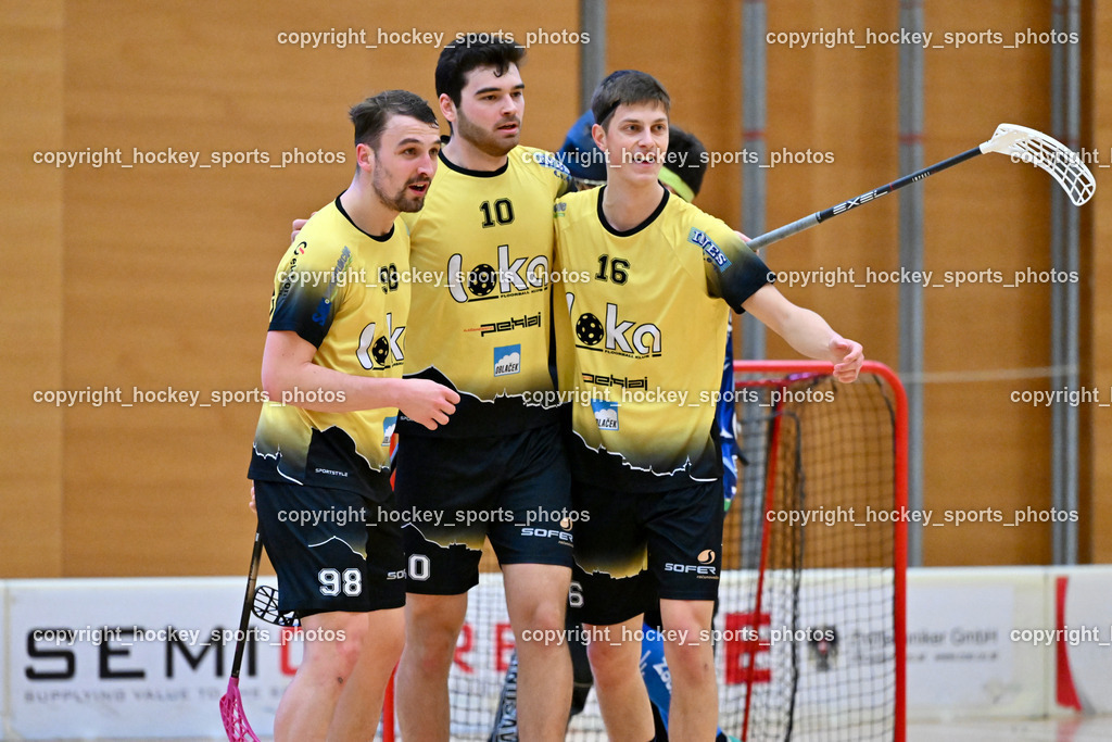 VSV Unihockey  vs. FBK Loka  | #16 Gal Šardi FBK Loka, #10 Luka Peklaj FBK Loka, Jubel FBK Loka Mannschaft, #98 Gašper Triler FBK Loka, VSV Unihockey  vs. FBK Loka , VSV Unihockey  vs. FBK Loka  am 25.01.2026 in Villach (Ballspielhalle St. Martin), Austria, (Photo by Bernd Stefan)