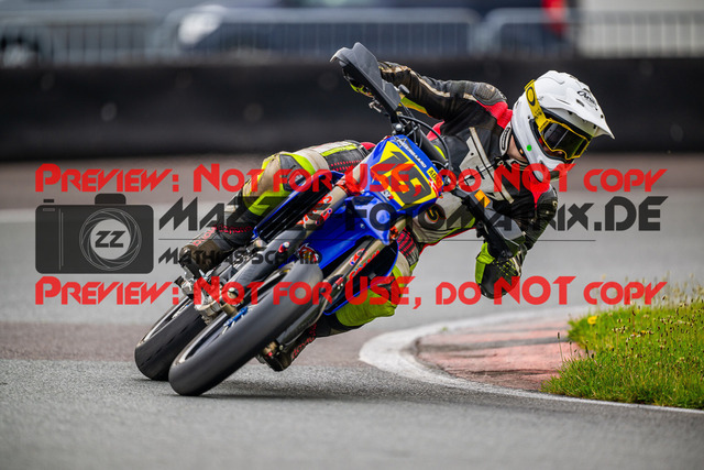 MaZZes_FotoMatrix_240621_6007705_0340 | ROT