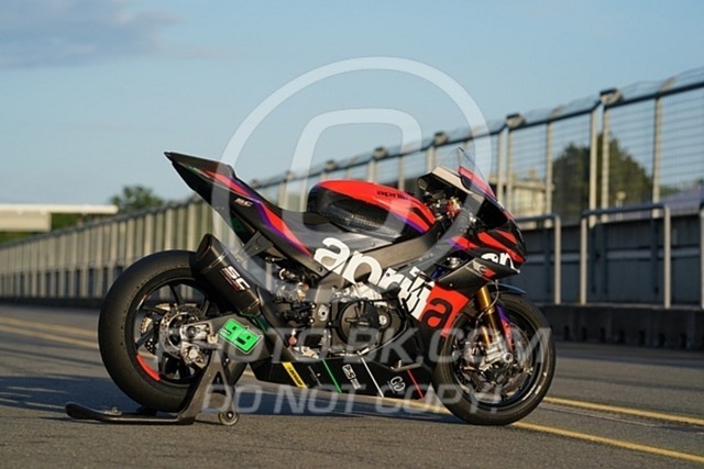 2024_05_02_PBK_10435 | Sportfotografie; SlowMotion; Video; Rennstrecke; Hafeneger; Speer; Racing; RSE; BMW; CBO; Trackday; Motorsportarena; Hockenheimring; Brno; Most; Barcelona; Valencia