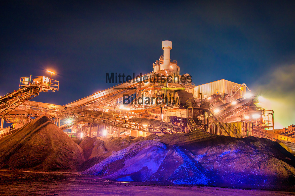 Mammendorf bei Nacht-2627 | Die schönsten Luftbilder von Sachen-Anhalt & Mitteldeutschland als Bilddatenbank zur kommerziellen Nutzung. Nutzen Sie unsere Erfahrung seit 2005 in der Luftbildfotografie. - Realisiert mit Pictrs.com