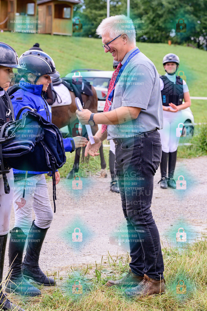 18072026-Schwaiganger-Prfg08-0341 | Fokus Hufschlag Fotografie - Realisiert mit Pictrs.com