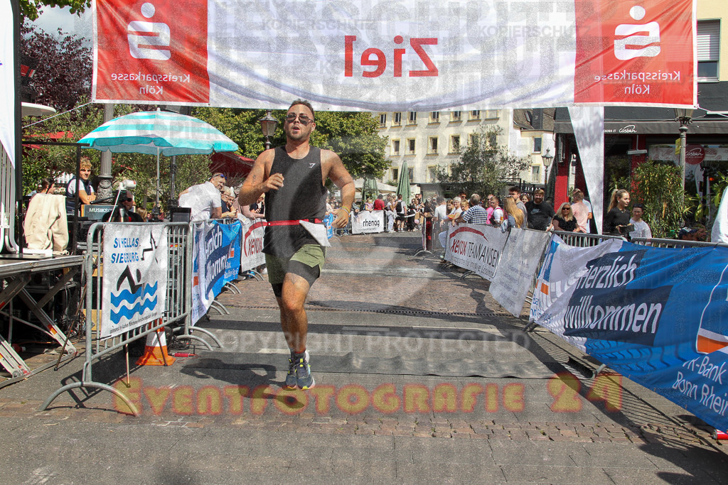250824_1450_EV4_2276 | Sportfotografie im Rhein-Sieg Kreis, Köln, Bonn, NRW, Rheinland Pfalz, Hessen, etc. Unser Tätigkeitsfeld umfasst den Laufsport vom Volkslauf über den Marathon, Duathlon, Triathon bis zum Ultralauf wie Kölnpfad Ultra oder Schindertrail.