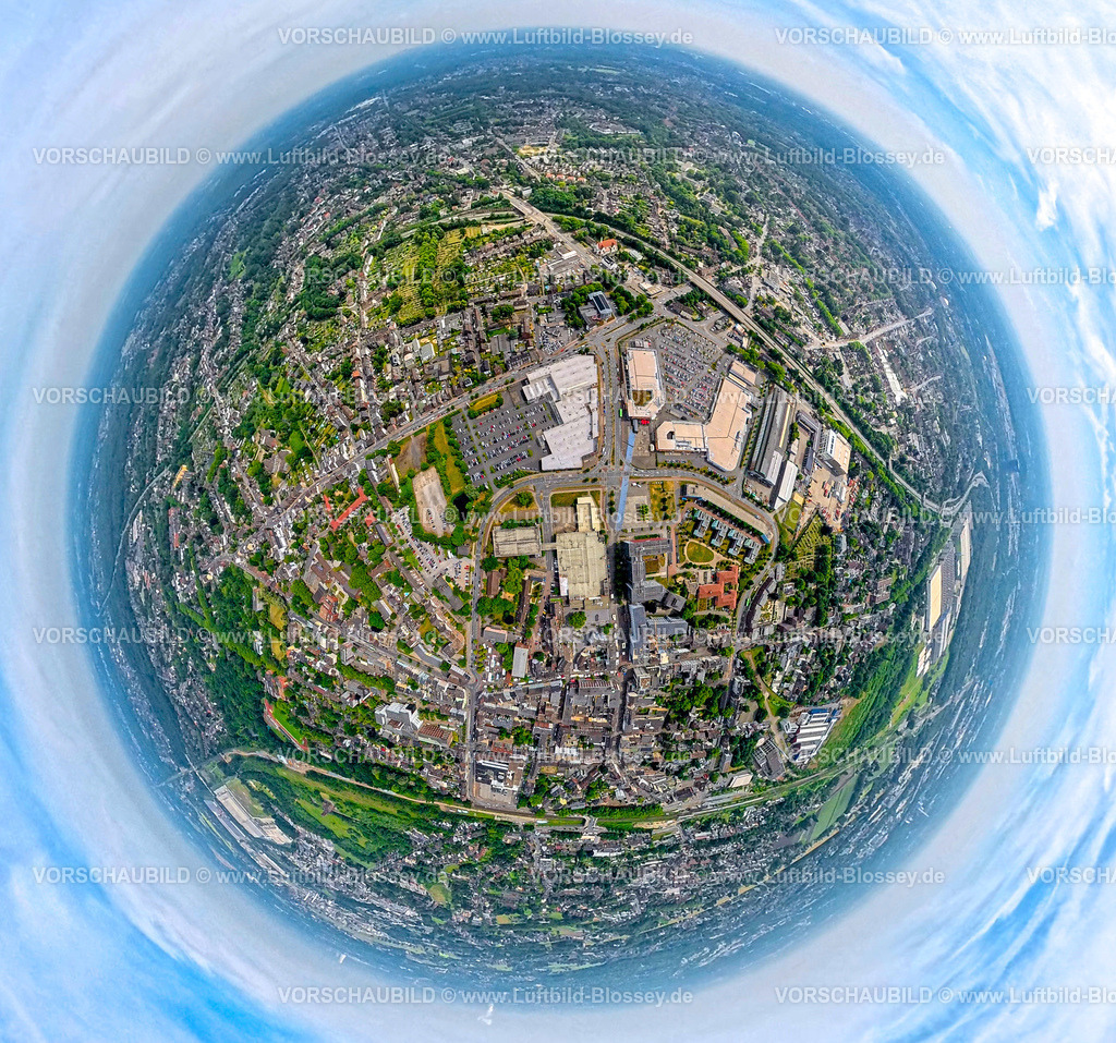 Oberhausen250590020Sterkrade | Luftbild, Ortsteil Sterkrade, Bahnhofstraße Einkaufszentrum Sterkrader Tor mit Parkplatz, Technisches Rathaus, Brücke der A516 Teutoburger Straße, Erdkugel, Fisheye Aufnahme, Fischaugen Aufnahme, 360 Grad Aufnahme, tiny world, little planet, fisheye Bild, Sterkrade Mitte, Oberhausen, Ruhrgebiet, Nordrhein-Westfalen, Deutschland