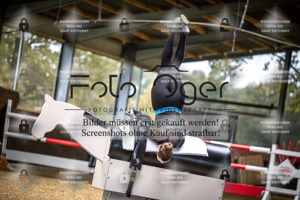 DOS_0788 | Entdecke hochwertige Reitturnierfotos von Foto Oger. Professionell, emotional und authentisch – jetzt Lieblingsmomente im Shop bestellen.Deutschlandweite Turnierfotografie. - Realisiert mit Pictrs.com
