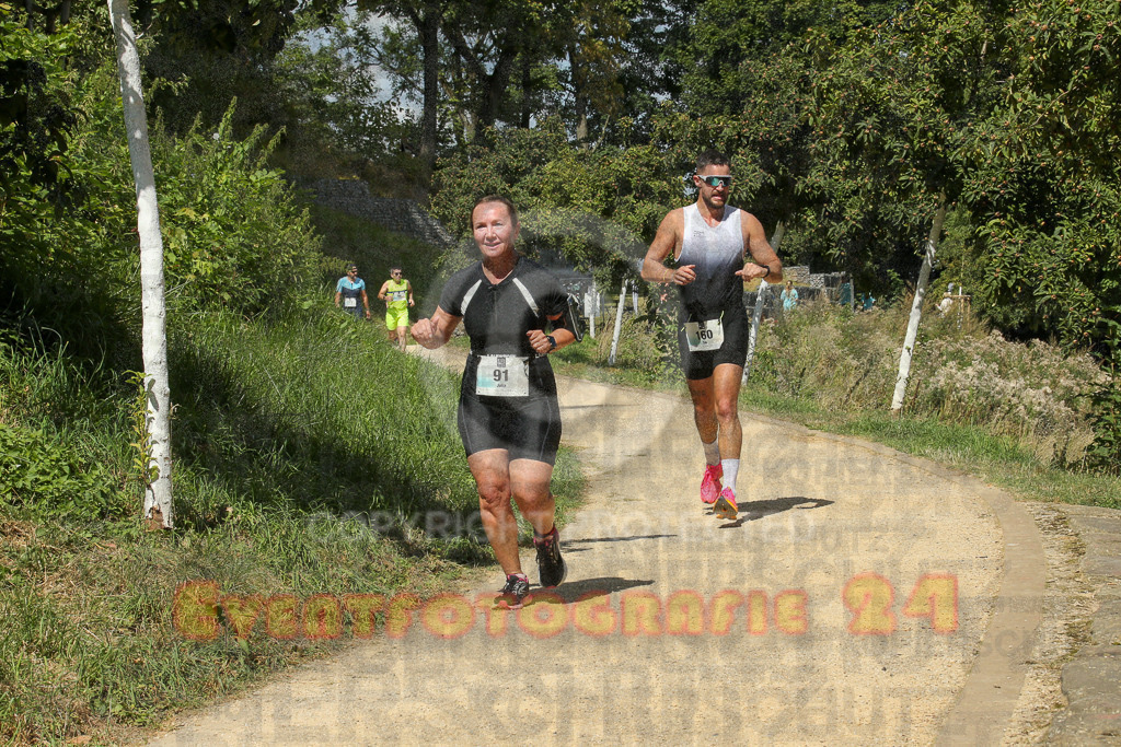 250824_1238_EX1_0049 | Sportfotografie im Rhein-Sieg Kreis, Köln, Bonn, NRW, Rheinland Pfalz, Hessen, etc. Unser Tätigkeitsfeld umfasst den Laufsport vom Volkslauf über den Marathon, Duathlon, Triathon bis zum Ultralauf wie Kölnpfad Ultra oder Schindertrail.