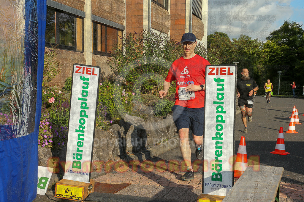 250801_1918_EX1_7568 | Sportfotografie im Rhein-Sieg Kreis, Köln, Bonn, NRW, Rheinland Pfalz, Hessen, etc. Unser Tätigkeitsfeld umfasst den Laufsport vom Volkslauf über den Marathon, Duathlon, Triathon bis zum Ultralauf wie Kölnpfad Ultra oder Schindertrail.