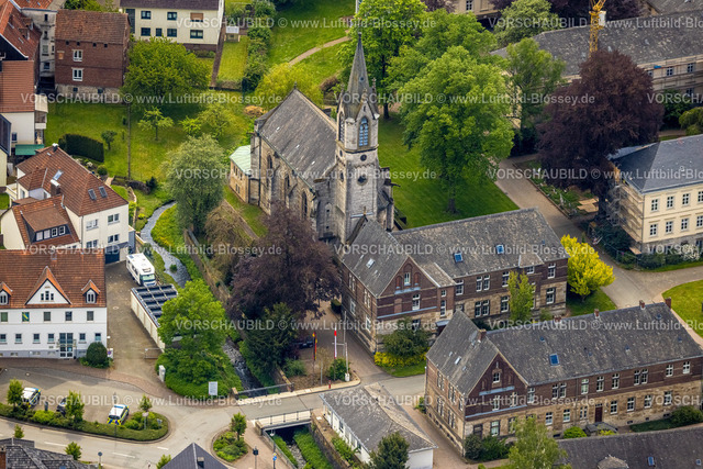 Marsberg240504291 | Luftbild, Marsberger Spitzbube Kirche, Niedermarsberg, Marsberg, Sauerland, Nordrhein-Westfalen, Deutschland