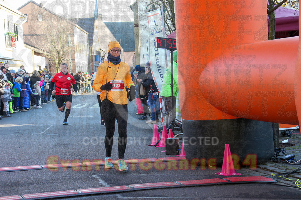 241201_1224_EX1_1979 | Sportfotografie im Rhein-Sieg Kreis, Köln, Bonn, NRW, Rheinland Pfalz, Hessen, etc. Unser Tätigkeitsfeld umfasst den Laufsport vom Volkslauf über den Marathon, Duathlon, Triathon bis zum Ultralauf wie Kölnpfad Ultra oder Schindertrail.