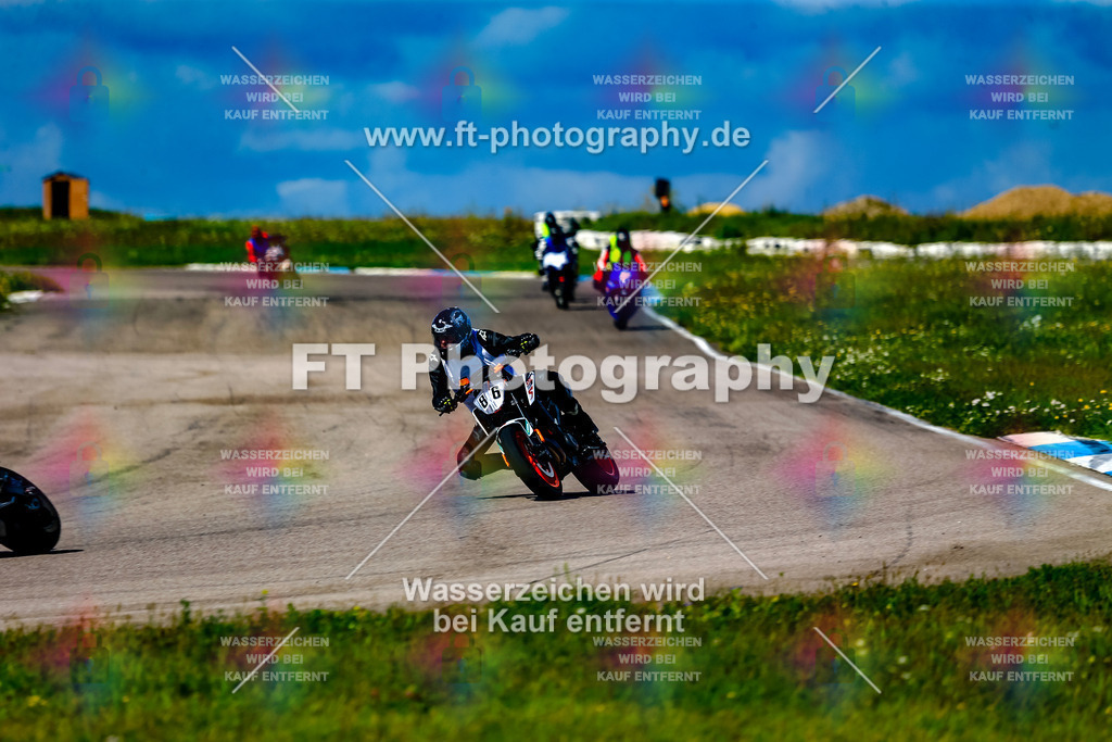 086-5852 | Hier findet Ihr Bilder von Touristenfahrten auf der Nürburgring Nordschleife oder von anderen Veranstaltungen die ich besucht habe. Viel Spass beim Durch Schauen 