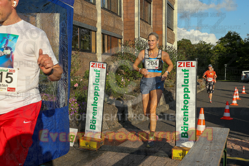250801_1928_EX1_8042 | Sportfotografie im Rhein-Sieg Kreis, Köln, Bonn, NRW, Rheinland Pfalz, Hessen, etc. Unser Tätigkeitsfeld umfasst den Laufsport vom Volkslauf über den Marathon, Duathlon, Triathon bis zum Ultralauf wie Kölnpfad Ultra oder Schindertrail.
