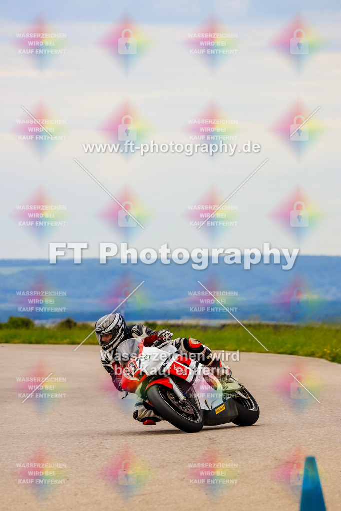 MotoTeam-2843 | Hier findet Ihr Bilder von Touristenfahrten auf der Nürburgring Nordschleife oder von anderen Veranstaltungen die ich besucht habe. Viel Spass beim Durch Schauen 