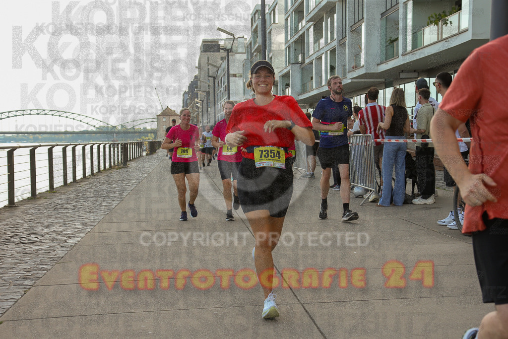 250920_1451_EX1_7869 | Sportfotografie im Rhein-Sieg Kreis, Köln, Bonn, NRW, Rheinland Pfalz, Hessen, etc. Unser Tätigkeitsfeld umfasst den Laufsport vom Volkslauf über den Marathon, Duathlon, Triathon bis zum Ultralauf wie Kölnpfad Ultra oder Schindertrail.