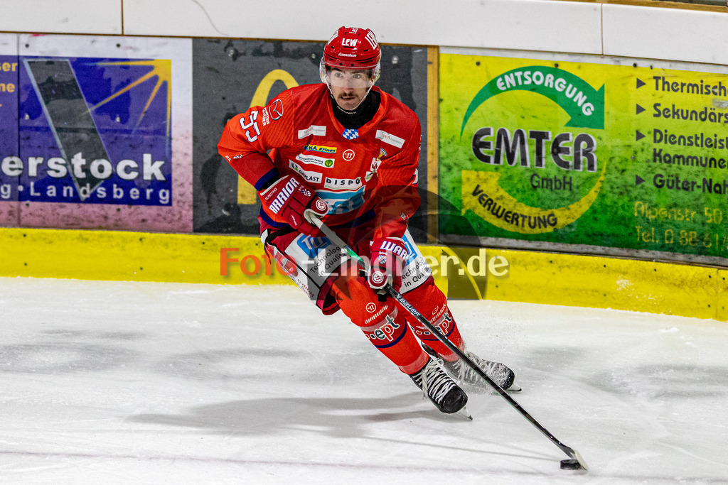 EC Peiting vs Deggendorfer SC | Eishockey Oberliga Süd 2023/2024, EC Peiting vs Deggendorfer SC, 20231119,
Leon VAN DER LINDE (ECP 55) in Aktion,
2023-11-19 in Peiting (Eisstadion)
55 Leon VAN DER LINDE (ECP 55)
Copyright: WolfgangxLindner foto-lindner.de