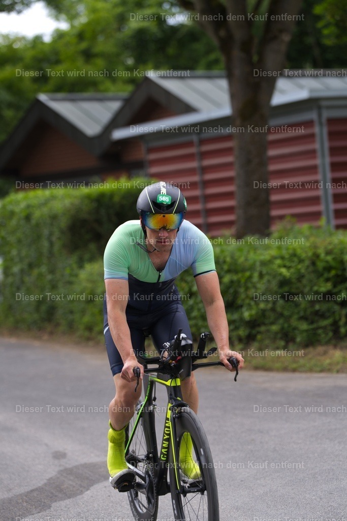 triathlon_wuerzburg_r_2026_06_14-831 | Shop für Fotos von Sportevents z.B. Obstacle Course Racing, OCR, Triathlon, Trail Run und MTB - Realisiert mit Pictrs.com