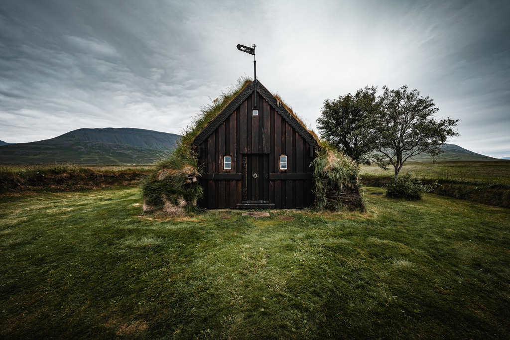 Kirche Island | Heiko Oßwald - Realisiert mit Pictrs.com