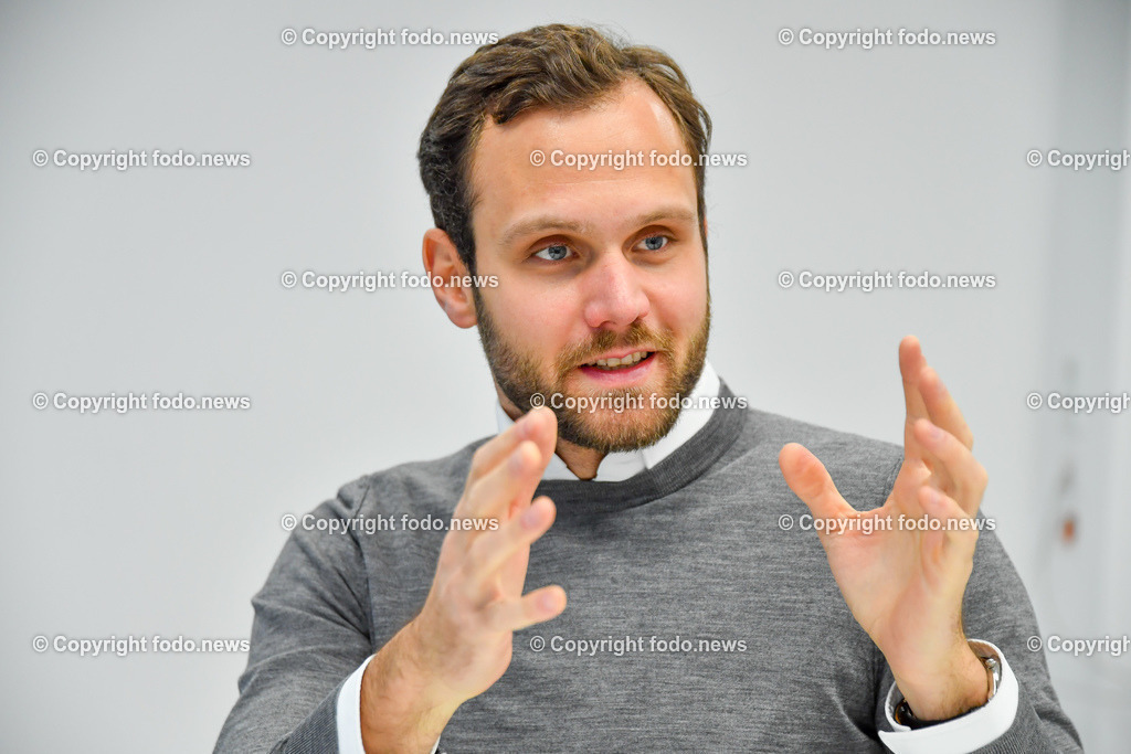 Felix Eypeltauer (Neos_ Klubobmann)_ 21.11.2022-19 | 21.11.2022, Linz, AUT, Felix Eypeltauer (Neos, Klubobmann), im Bild Felix Eypeltauer (Neos, Klubobmann)