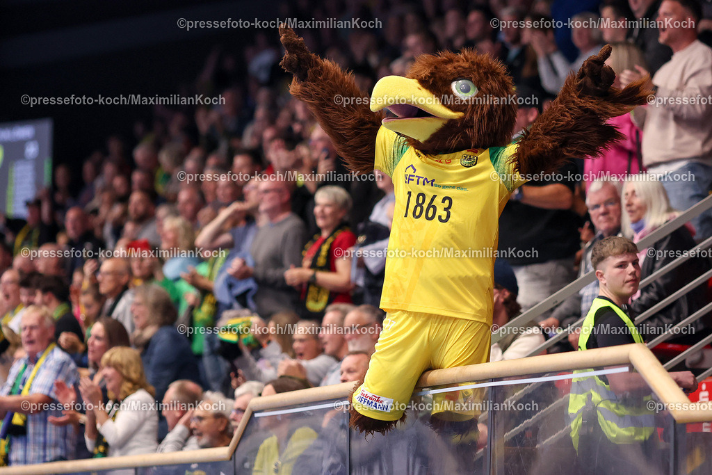 Hag02102401075 | 02.10.2024, Handball, 2.Runde DHB-Pokal, Ischelandhalle, VfL Eintracht Hagen - Rhein-Neckar Löwen: Maskottchen